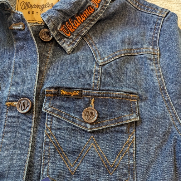 Wrangler Retro Oklahoma State Cowboys Denim Jacket Women's - Picture 3 of 14